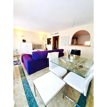 Casa Pareada Costa Galera * إِستيبونا