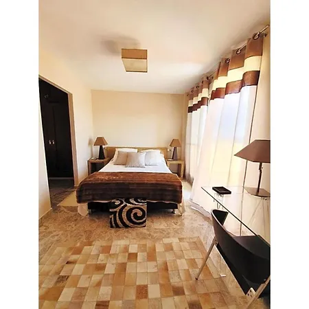 Casa Pareada Costa Galera * إِستيبونا